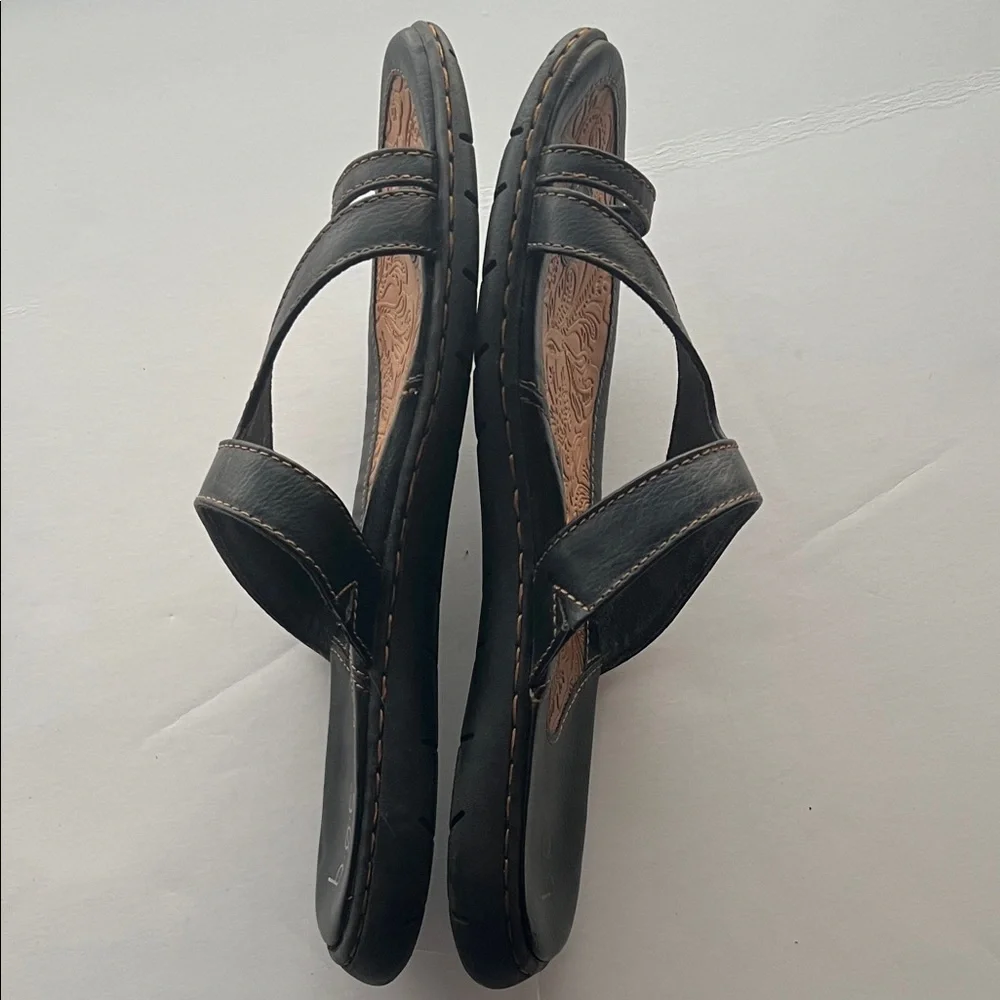 b.o.c. Black and Brown Women's Sandals - Picture 3 of 8